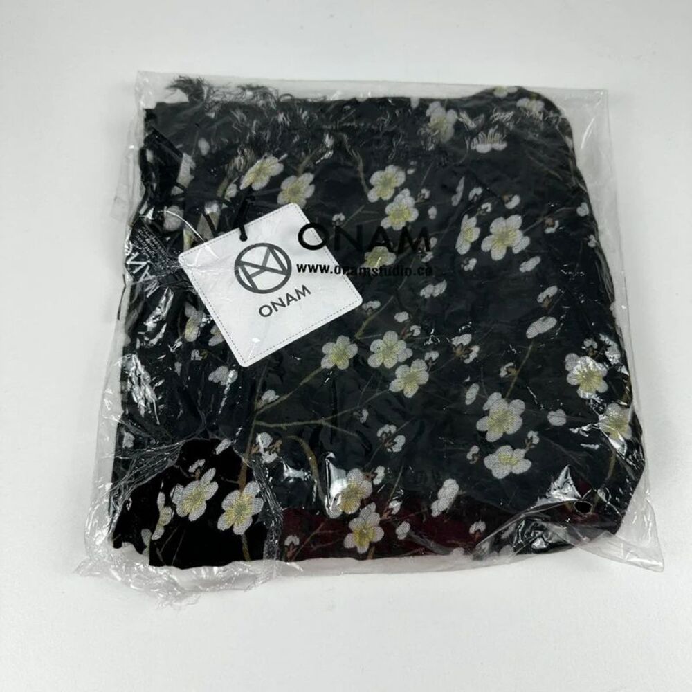 Onam Lightweight Floral Scarf Black & White Scarf Fringe Edges